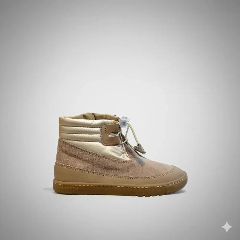 Botes barefoot infantils Blanditos Lion Arena amb velcro, cordons elàstics i sola flexible zero drop.