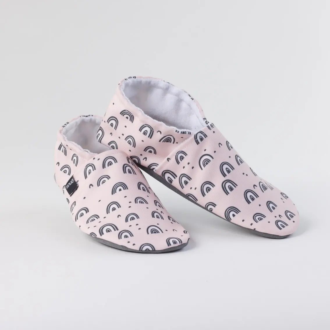 Snugi Slippers Adult, sabatilles barefoot d'interior amb puntera ampla i sola Toughtek flexible.