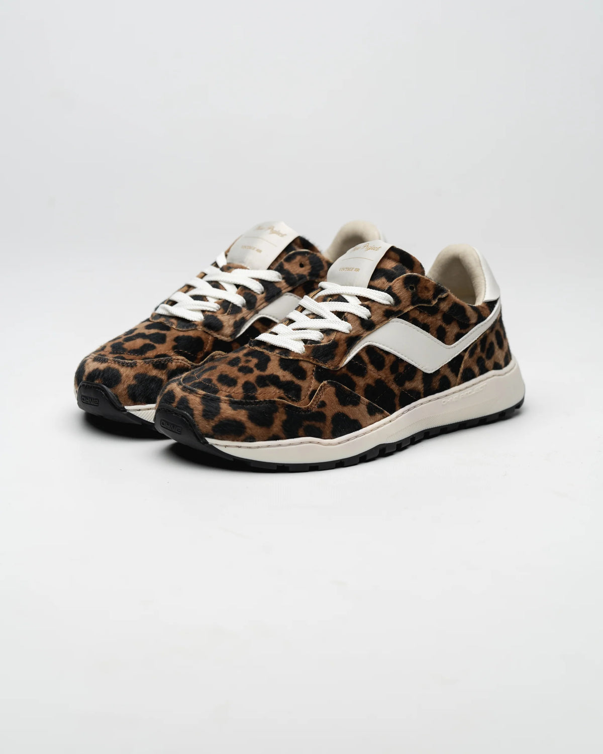 Ohne Project Retro Run Vintage Leo