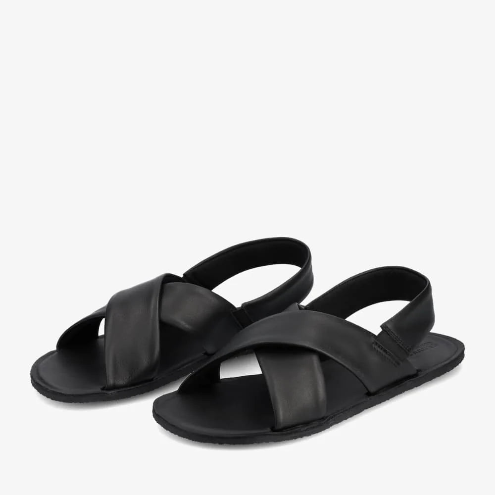 Groundies Verona Black, sandàlia barefoot de pell per dona amb puntera ampla, sola flexible i disseny elegant.