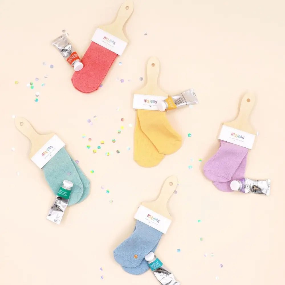 Attipas Rainbow Paint, mitjons antilliscants de bambú per a nadons i primers passos.
