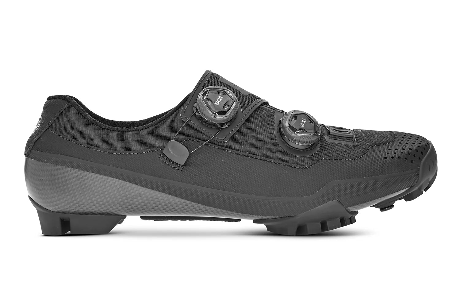 Bont Cycling Riot G negra amb doble BOA i sola Gravel Grip per a gravel i mountain bike.