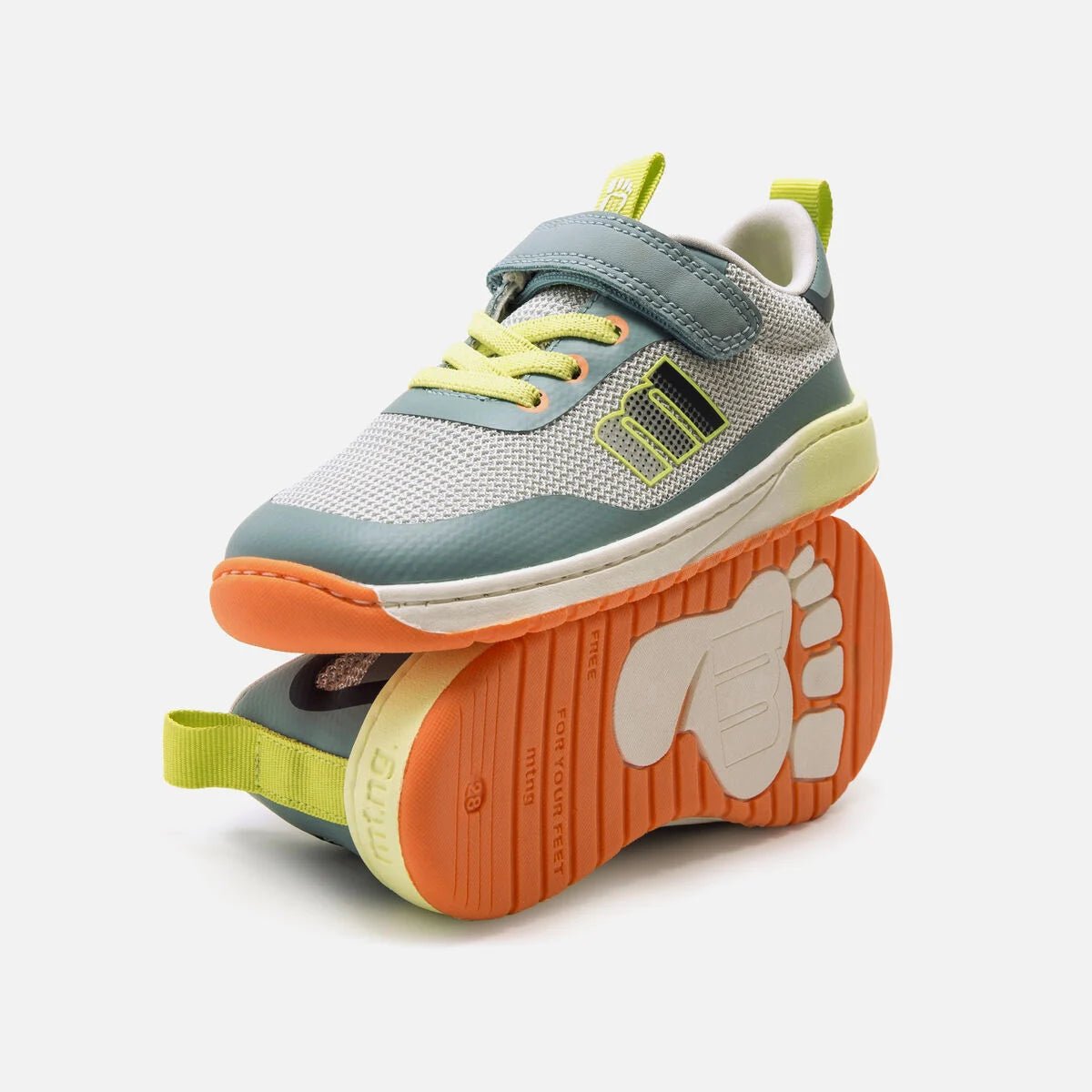 Mustang Free Run Kids Gris — vista superior sabatilla barefoot infantil gris puntera ampla