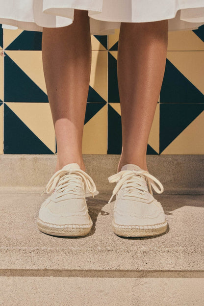Toni Pons x Ohne Project 080 Raw, espardenya barefoot de teixit natural color cru amb sola flexible, puntera ampla i estil mediterrani minimalista.