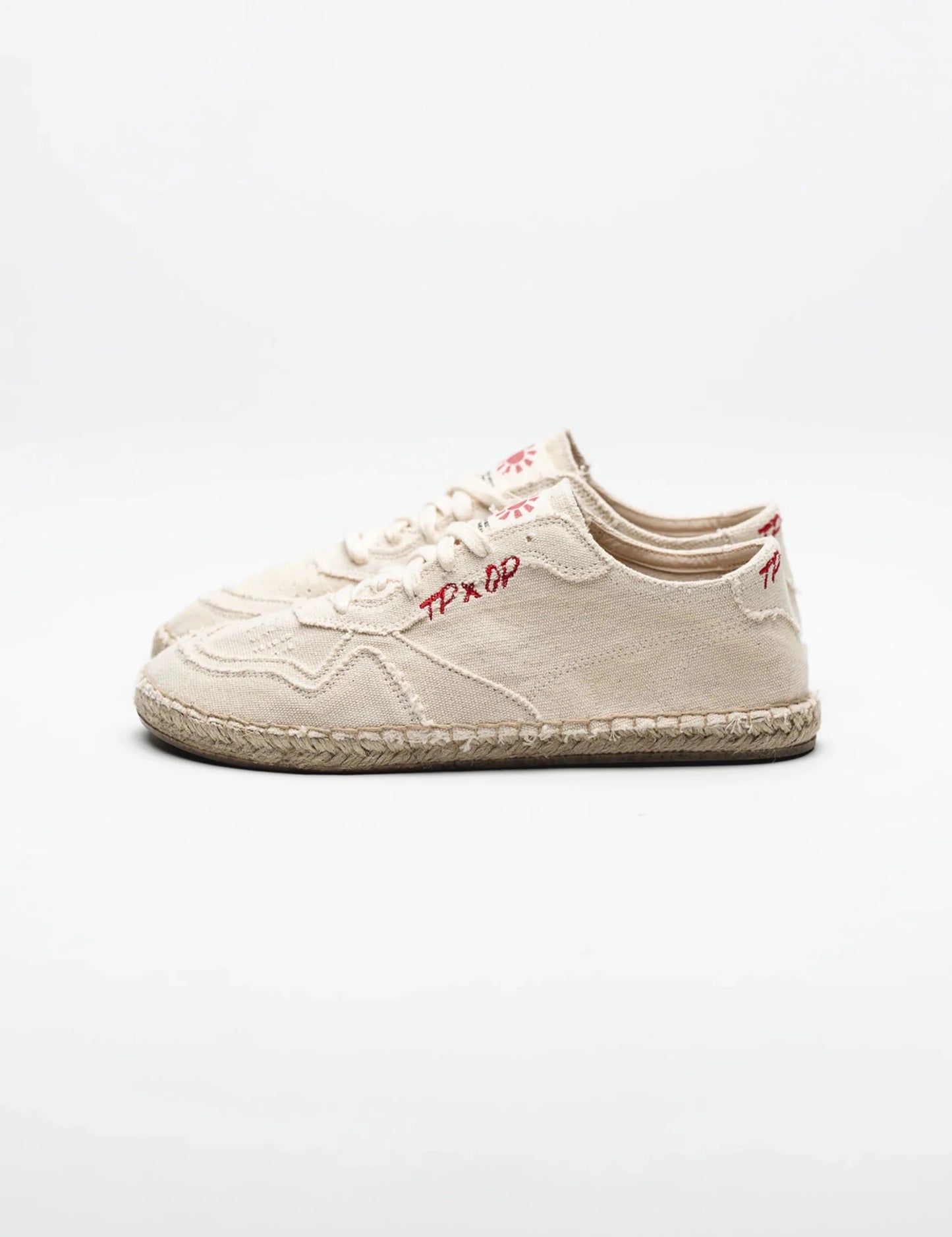 Toni Pons x Ohne Project 080 Raw, espardenya barefoot de teixit natural color cru amb sola flexible, puntera ampla i estil mediterrani minimalista.